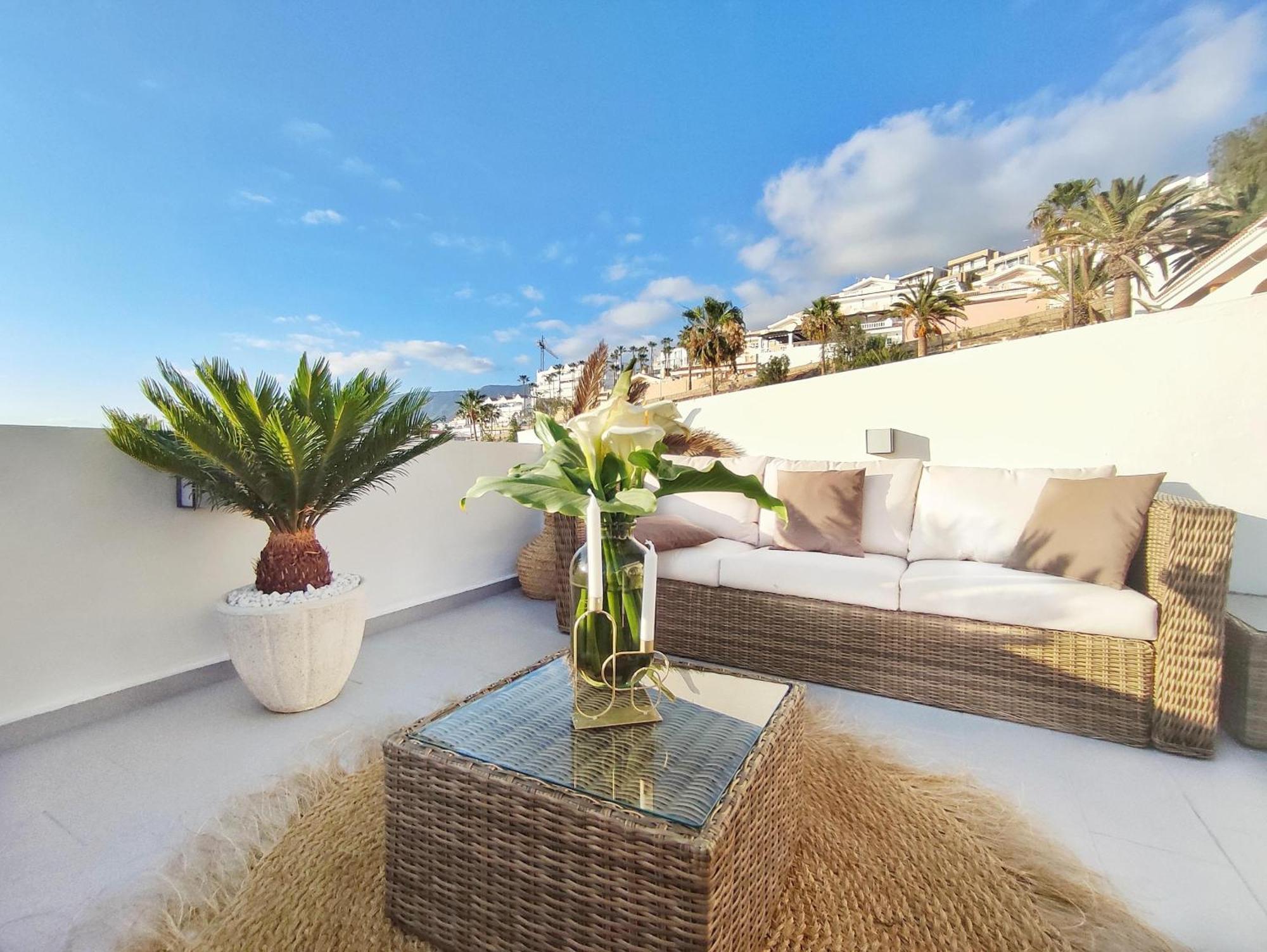 Luxury Ocean View Apartment Costa Adeje Exterior photo